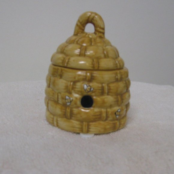 Yankee candle Bee Hive Tea Light Candle Holder